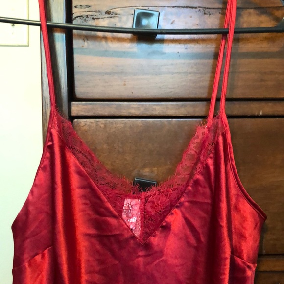 Victoria’s Secret Camisole Top Red/Red Lace NWT - Picture 3 of 10